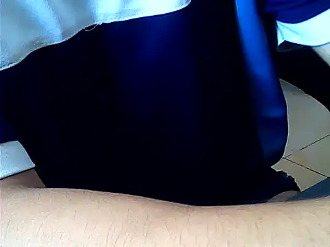 hotboydon2495 online show from September 12, 2025, 2:55 am