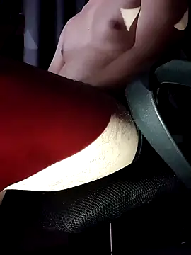 hotboydon2495 online show from September 12, 2025, 3:01 pm