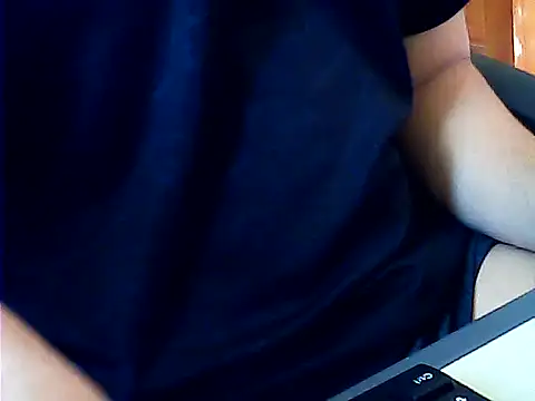 hotboydon2495 online show from September 15, 2025, 1:27 am