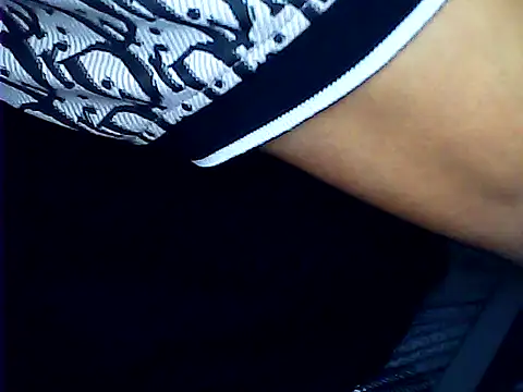 hotboydon2495 online show from September 26, 2025, 1:42 am