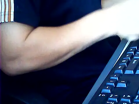 hotboydon2495 online show from October 9, 2025, 8:23 am