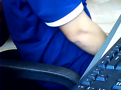 hotboydon2495 online show from October 16, 2025, 2:23 am