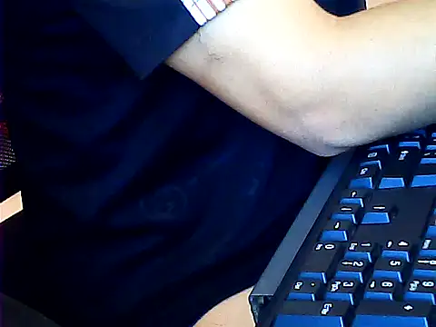 hotboydon2495 online show from October 21, 2025, 1:17 am