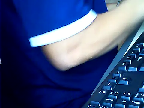 hotboydon2495 online show from October 29, 2025, 2:03 am