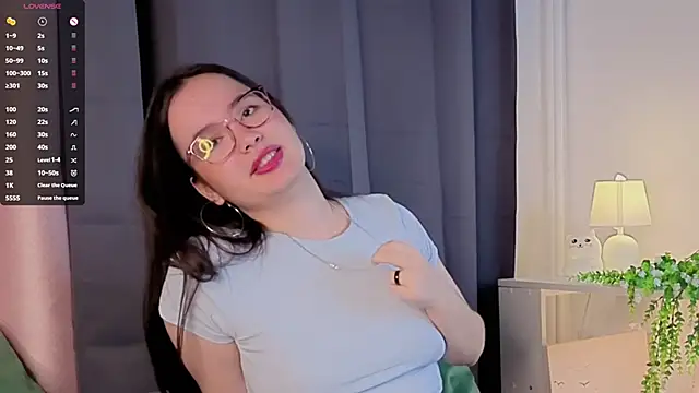 WildaBisom online show from September 13, 2025, 1:16 am