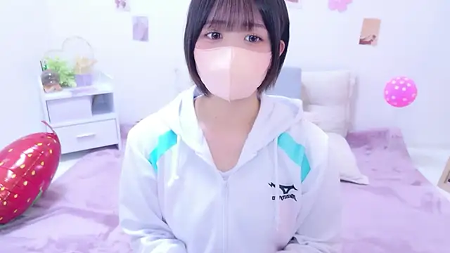 Snapshot of Hinata_Sun chatting on May 11, 2026, 6:52 am Hinata Sun online show from May 11, 2026, 6:52 am