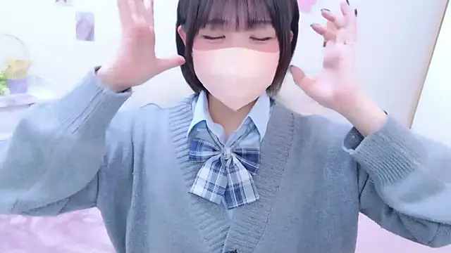 Snapshot of Hinata_Sun chatting on May 29, 2026, 11:41 am Hinata Sun online show from May 29, 2026, 11:41 am