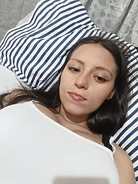 Snapshot of Lahila_ chatting on June 5, 2026, 9:31 pm Lahila online show from June 5, 2026, 9:31 pm