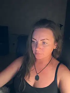 LadyWade online show from September 18, 2025, 3:03 pm