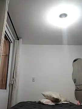 mia mancinii online show from March 18, 2026, 4:54 pm