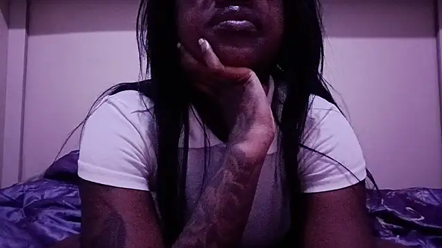 Snapshot of Himissnoire chatting on March 16, 2026, 12:06 am Himissnoire online show from March 16, 2026, 12:06 am