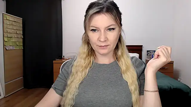 ParadiseAlina online show from October 16, 2025, 7:15 pm