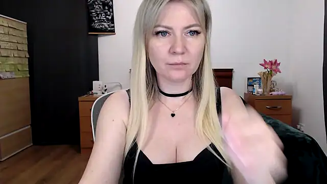 ParadiseAlina online show from March 14, 2026, 7:30 pm