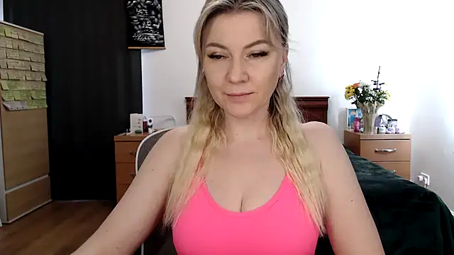 ParadiseAlina online show from April 5, 2026, 5:10 pm