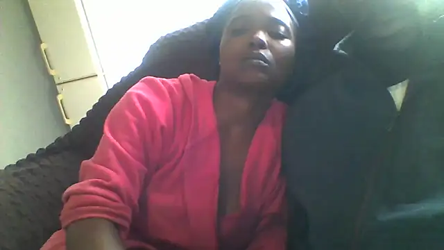 longdickson12345 online show from April 25, 2026, 1:25 pm