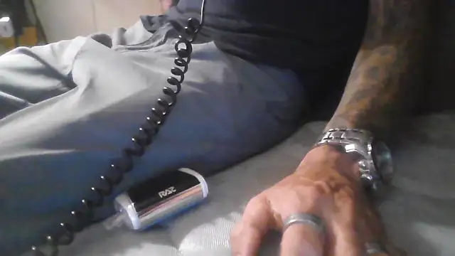 crassanova online show from October 26, 2025, 7:20 pm