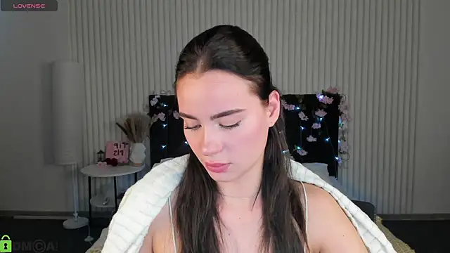 Ameli Povilain online show from December 23, 2025, 6:11 am