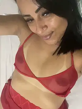 Katianesantos online show from October 12, 2025, 11:04 pm