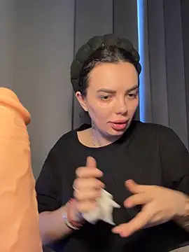 Snapshot of -RAHELA- chatting on October 16, 2025, 6:36 am -RAHELA- online show from October 16, 2025, 6:36 am