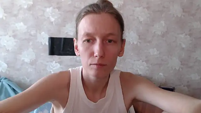 Snapshot of QueerASMR chatting on March 13, 2026, 12:01 pm QueerASMR online show from March 13, 2026, 12:01 pm