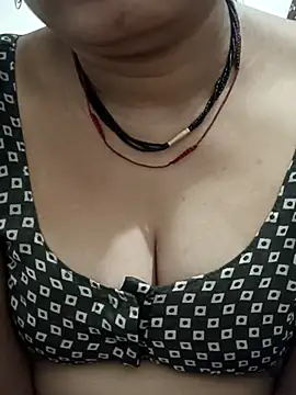 Snapshot of monu_bhabi chatting on March 11, 2026, 12:16 am monu bhabi online show from March 11, 2026, 12:16 am