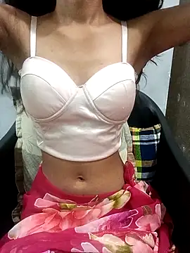 Daizy Shah online show from November 6, 2025, 3:02 pm