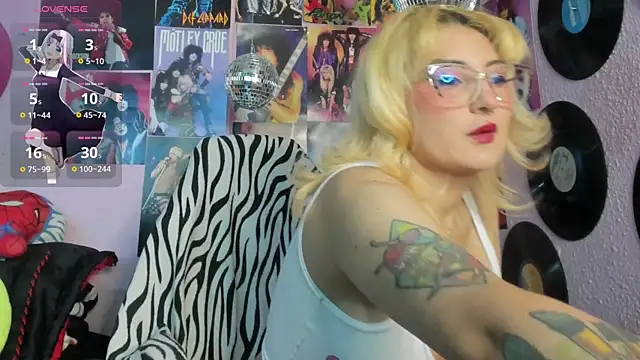 Avril Maria online show from September 14, 2025, 6:29 pm