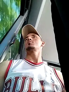 JuanD vero online show from October 6, 2025, 3:09 pm