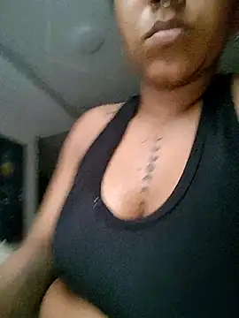 kdfoxxx online show from September 17, 2025, 10:33 pm