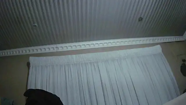 imbadmilktryme online show from April 20, 2026, 4:43 pm