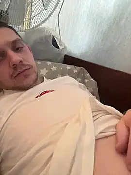 Snapshot of BogdanNegoda chatting on February 8, 2026, 12:41 pm BogdanNegoda online show from February 8, 2026, 12:41 pm