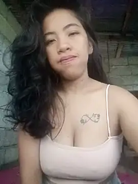 Snapshot of Yapsyxx chatting on September 18, 2025, 11:07 pm Yapsyxx online show from September 18, 2025, 11:07 pm