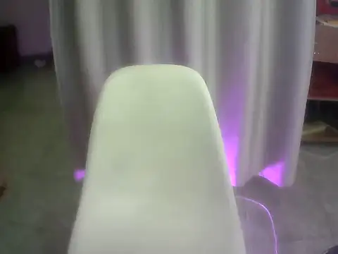 Linngao online show from October 15, 2025, 4:45 am