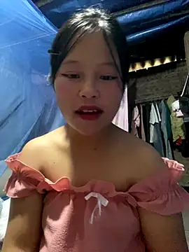 O o UwU o O online show from October 16, 2025, 2:01 am