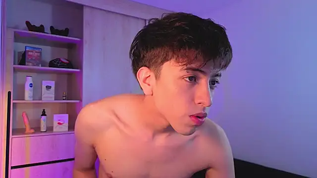 Snapshot of onlinenico chatting on September 18, 2025, 9:06 pm onlinenico online show from September 18, 2025, 9:06 pm