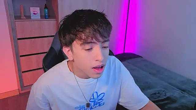 Snapshot of onlinenico chatting on October 10, 2025, 8:08 pm onlinenico online show from October 10, 2025, 8:08 pm