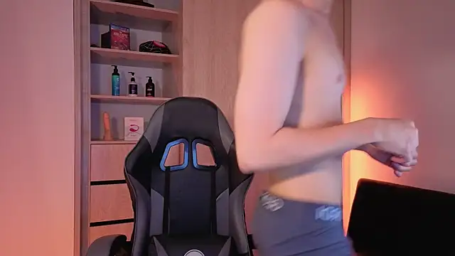 Snapshot of onlinenico chatting on November 10, 2025, 11:04 pm onlinenico online show from November 10, 2025, 11:04 pm