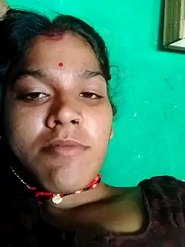 Karinahot33 online show from September 18, 2025, 8:38 am