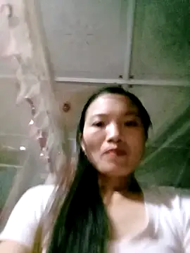 ngan-cute online show from September 18, 2025, 1:57 pm