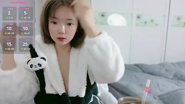 E-cup2 online show from November 7, 2025, 10:37 am