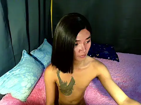 Snapshot of Petite_HugeCock chatting on February 22, 2026, 11:20 am Petite HugeCock online show from February 22, 2026, 11:20 am