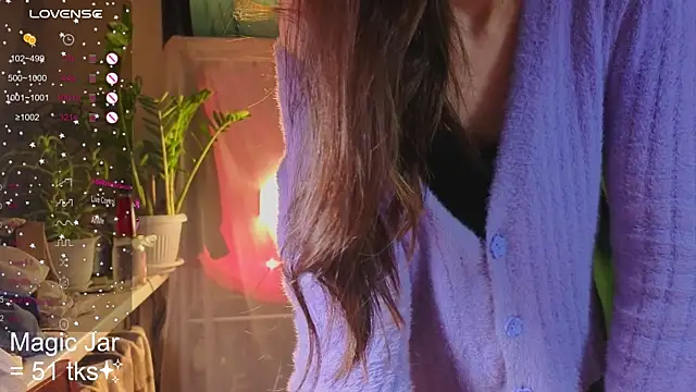 HoneyLem0n online show from September 9, 2025, 3:44 pm