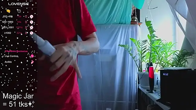 HoneyLem0n online show from September 26, 2025, 3:32 am