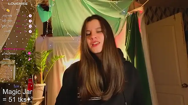 HoneyLem0n online show from September 26, 2025, 3:38 pm