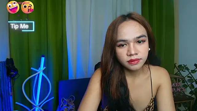 Snapshot of princess_vanner chatting on April 7, 2026, 1:17 am princess vanner online show from April 7, 2026, 1:17 am