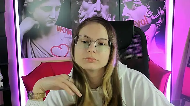 Snapshot of Carrie_Rose chatting on September 9, 2025, 4:23 am Carrie Rose online show from September 9, 2025, 4:23 am