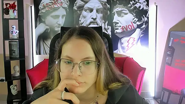 Snapshot of Carrie_Rose chatting on September 17, 2025, 4:14 am Carrie Rose online show from September 17, 2025, 4:14 am
