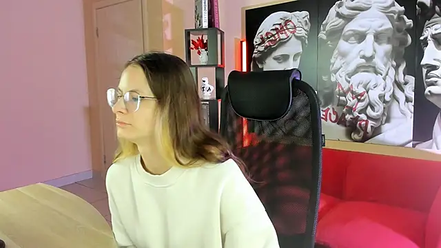 Carrie Rose online show from October 1, 2025, 4:18 am