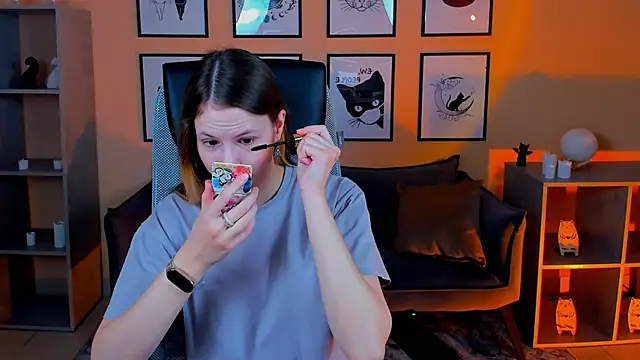 Carrie Rose online show from October 13, 2025, 4:12 am