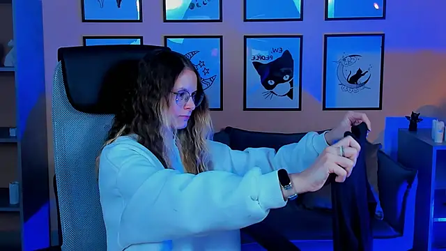 Carrie Rose online show from October 15, 2025, 4:12 am